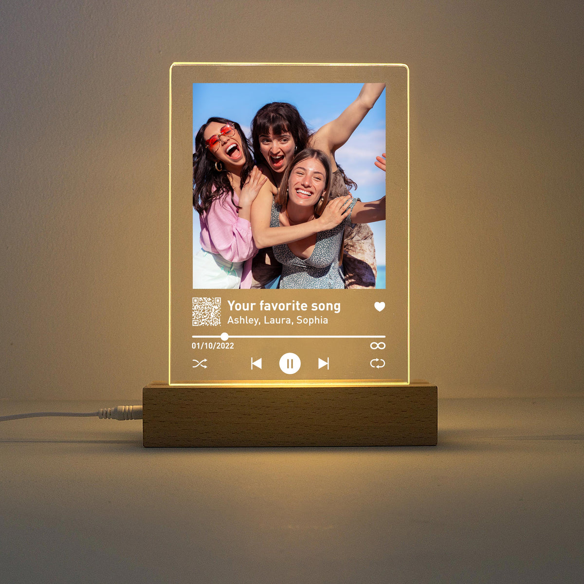 Best Friend Sisters Birthday Gifts for her Personalized LED Night Light, Song Plaque Art Custom Album Cover Plaque, Gifts for Girlfriend, Friendship Sibling Gift, Scannable QR Code
