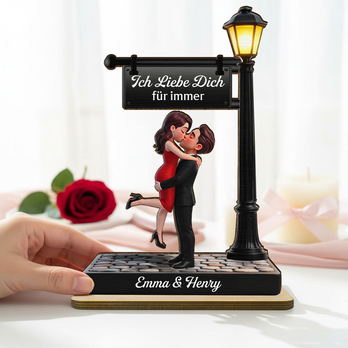 Zeitlose Liebe im Licht - Personalisierte 2-lagige Holzplakette - Herzliches Jubiläumsgeschenk, Hochzeitsgeschenk für Paare, für ihn, für sie