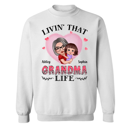 Doll Grandma Hugging Kids Livin‘ That Grandma Life Personalized Shirt